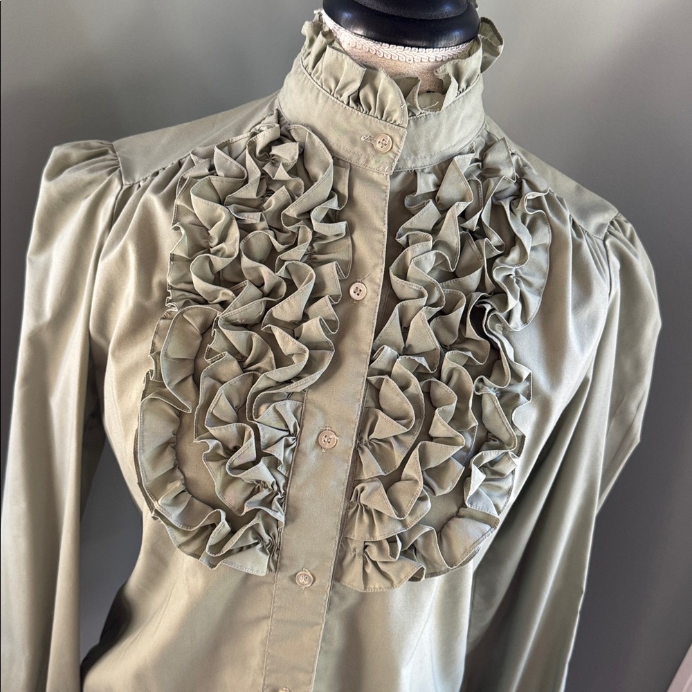 Middy vintage tuxedo ruffled sage green color button down blouse top EVC small